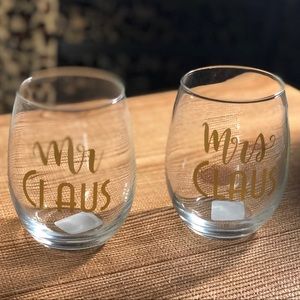 mr and mrs santa wine glasses